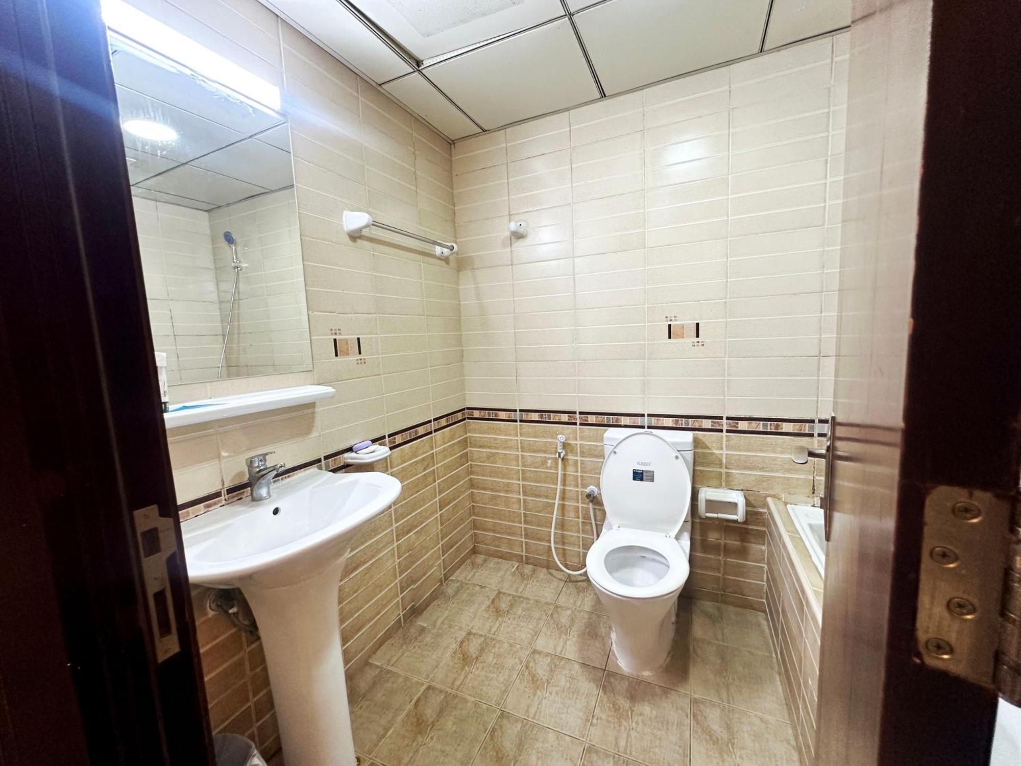 Horizon View Partition Room In Barsha Heights Near Metro Dubai Dış mekan fotoğraf